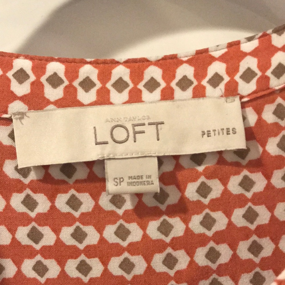 Loft Pattern Top - Picture 3 of 3